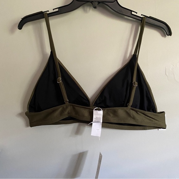 CUPSHE Two Piece Bikini Triangle Textured Set - Picture 7 of 16